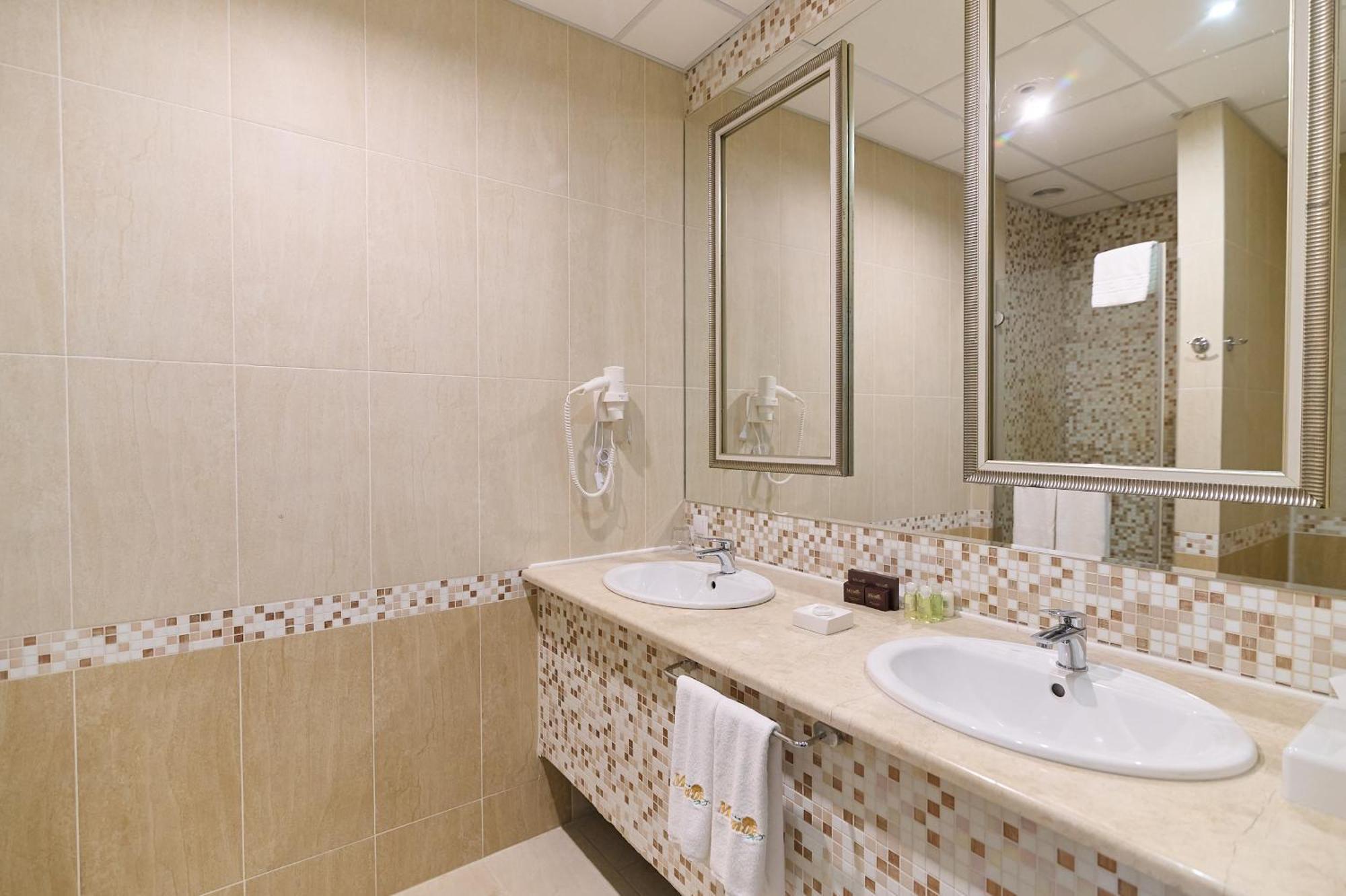 Hotel Misto Spa & Fitness Charkiw Exterior foto